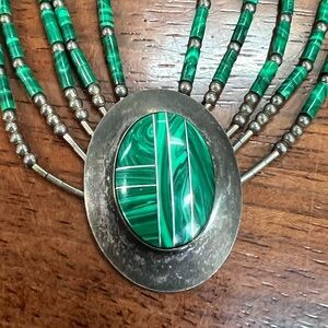 Vintage Zuni Malachite Liquid Silver Necklace